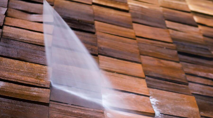 Professional gutter cleaning in Delhi, IA